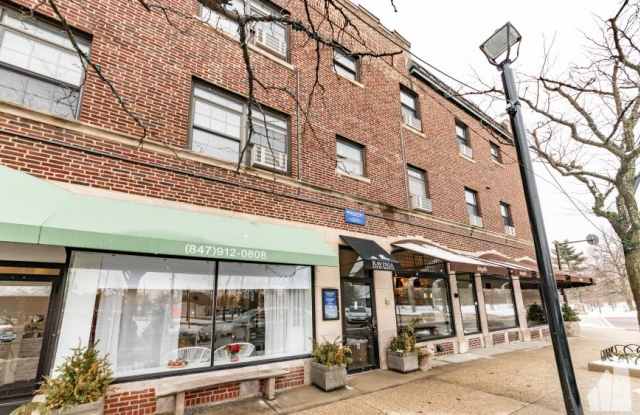 485 Roger Williams Ave Gallery 1