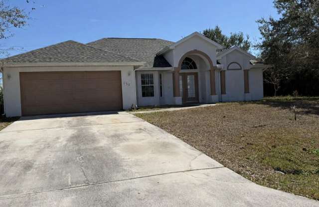 137 SW Meade Circle photos photos