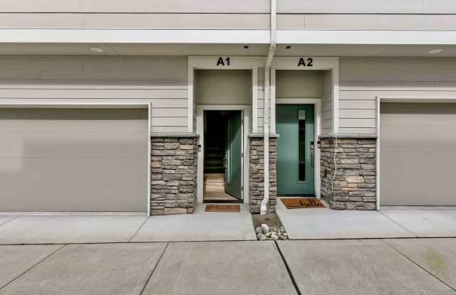 3bed/2.5 Bath Modern Comfort Meets Elegant Design Gallery 4