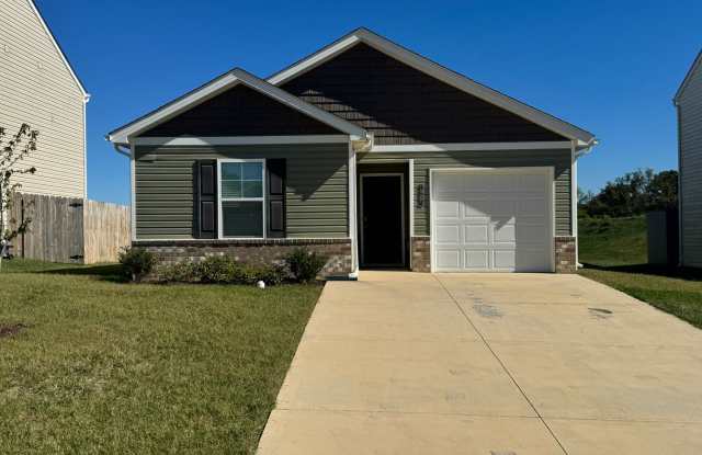 3 Bedroom 2 Bathroom Home in Greeneville, TN Gallery 1