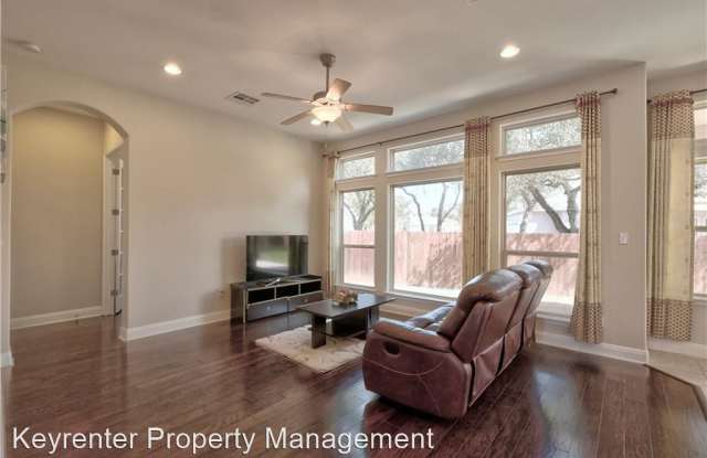 12600 White Eagle Road Gallery 3