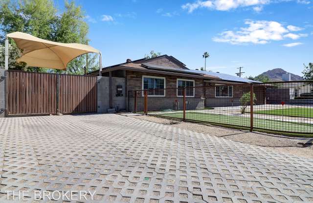 4002 E. Patricia Jane Dr Gallery 2