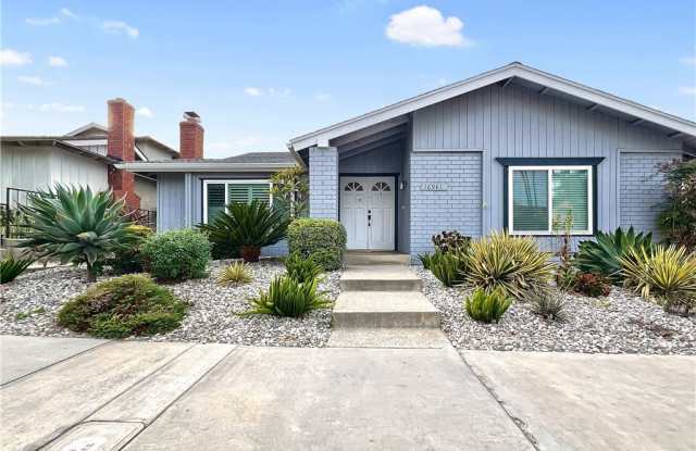 16941 Sims #B Lane - 16941 Sims Lane, Huntington Beach, CA 92649