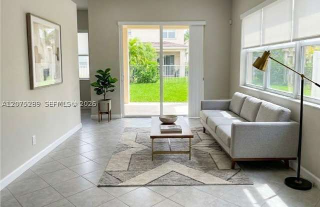 1804 Aspen Ln Gallery 3