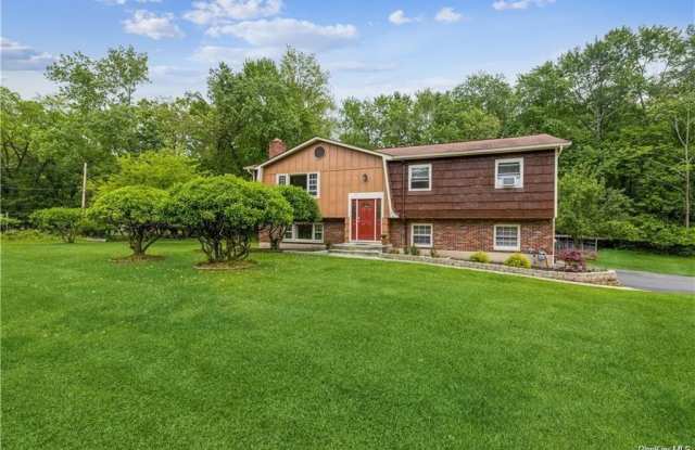 61 Sickletown Road - 61 Sickletown Road, West Nyack, NY 10994