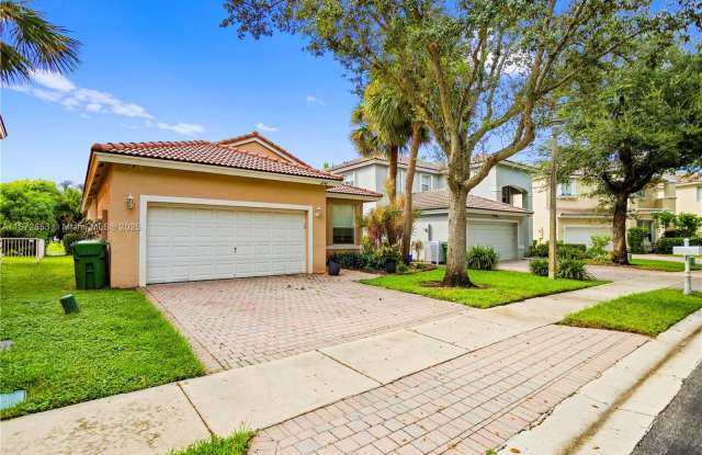 1840 NW 78th Ave photos photos