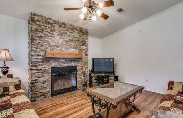 233 Esquire Estates Road Gallery 4