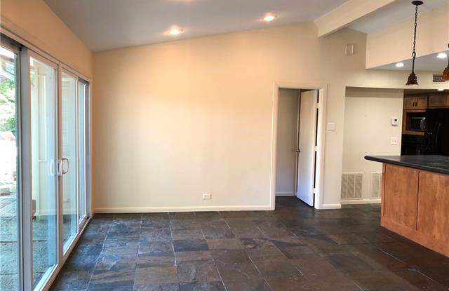 3343 Southwestern Boulevard Gallery 4