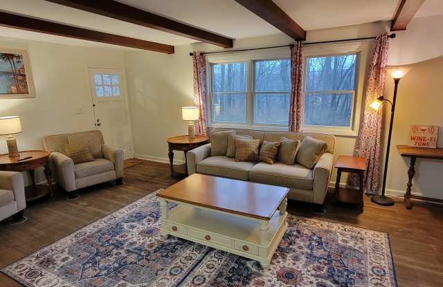 Walking distance to UD - Available June2027-May2028 Gallery 3