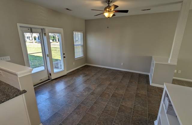 11151 Aprilia Ln Gallery 3