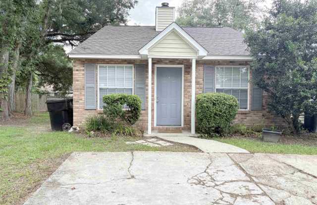 3910 Gaffney Loop photos photos