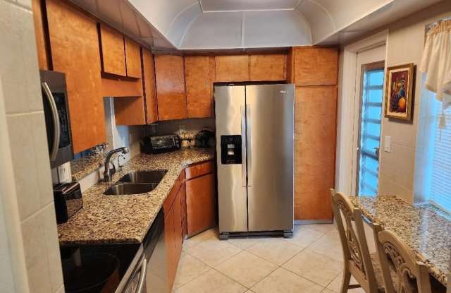 4141 NW 44th Avenue unit: 426 photos photos