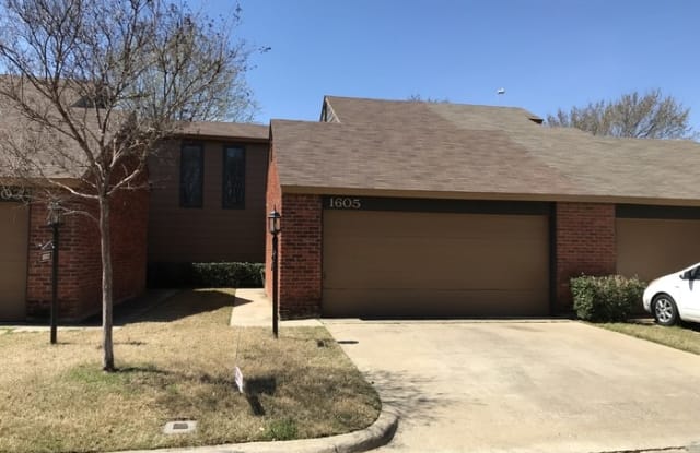1605 Brentwood Drive - 1605 Brentwood Drive, Irving, TX 75061