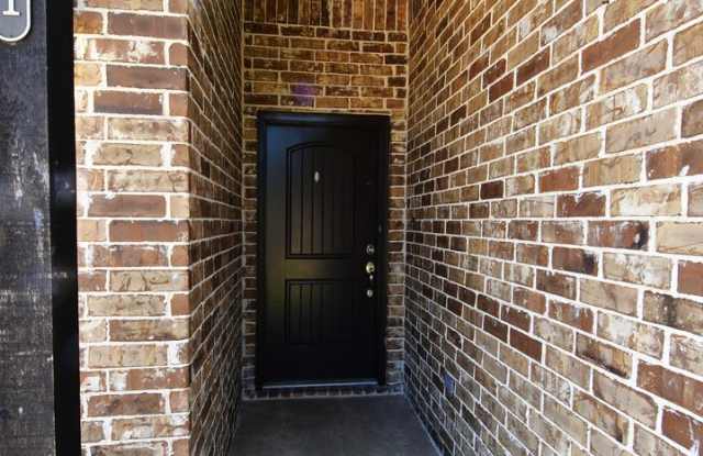 Modern 3-Bedroom 2 Bath Duplex in South Tyler Gallery 4