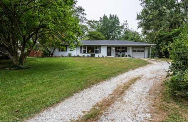 11180 Westfield Boulevard Gallery 2