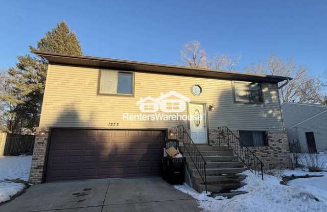 1272 Farrell Street North photos photos