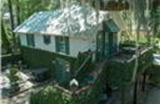 3 Cottage Lawn Rd #2 - 3 Cottage Lawn Rd, St. Simons, GA 31522
