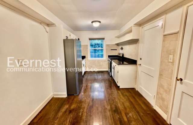 55 Delmont Drive Northeast Gallery 4
