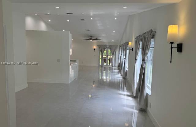 1133 Alexander Bend, Weston, FL 33327 - 1633 Gallery 4