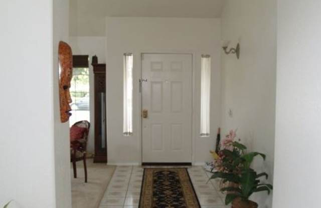 5172 VIA PORTOLA Gallery 2