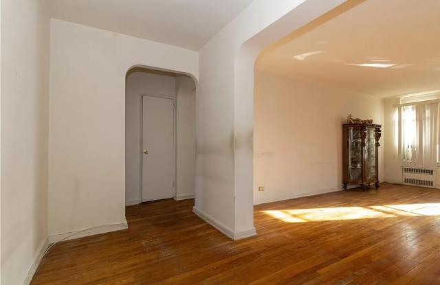 359 Ovington Ave Apt D2 photos photos