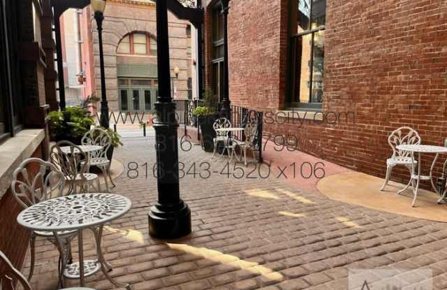 308 West 8th Street Gallery 2