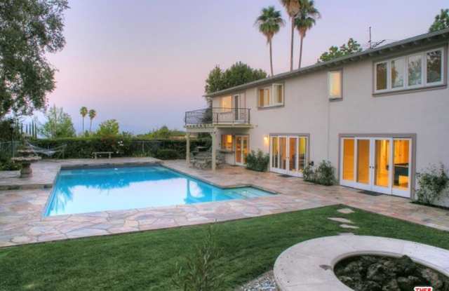 16547 PARK LANE Circle Gallery 2