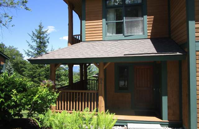 16 c Winterberry Heights Gallery 2