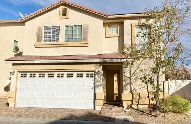 CUTE 3 BED 2.5 BATH 2 STORY SINGLE FAMILY HOME photos photos