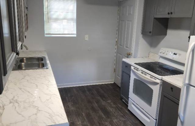 44 Wayside Dr SW Unit B - 44 Wayside Drive Southwest, Cartersville, GA 30120