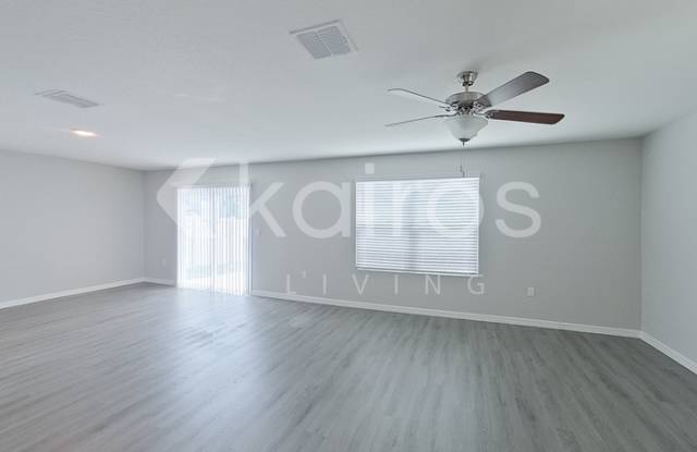 8645 Southwest 44th Court Gallery 2
