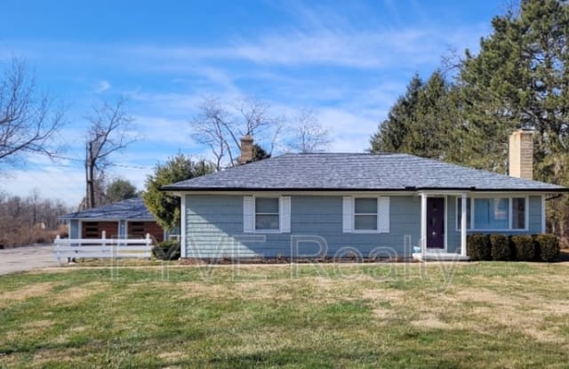 435 Waggoner Rd - 435 South Waggoner Road, Franklin County, OH 43068