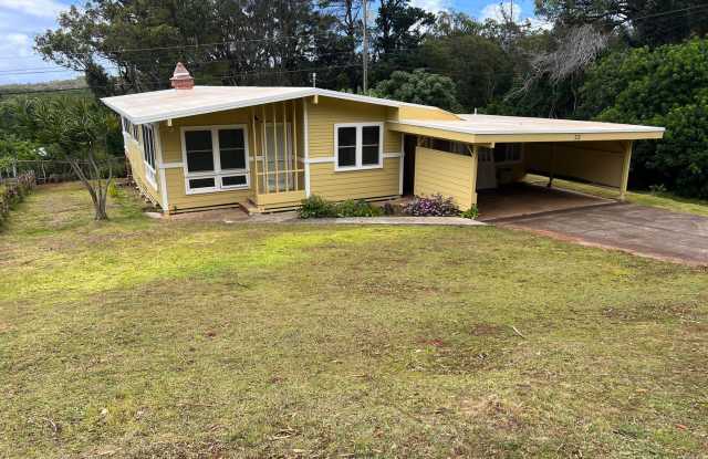 Charming Kalae Cottage with Ocean Views  Mountain Breezes photos photos