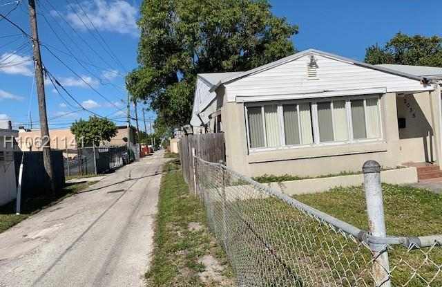 2035 Rodman St - 2035 Rodman Street, Hollywood, FL 33020