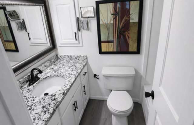 three bedroom house, in quiet family neighborhood photos photos