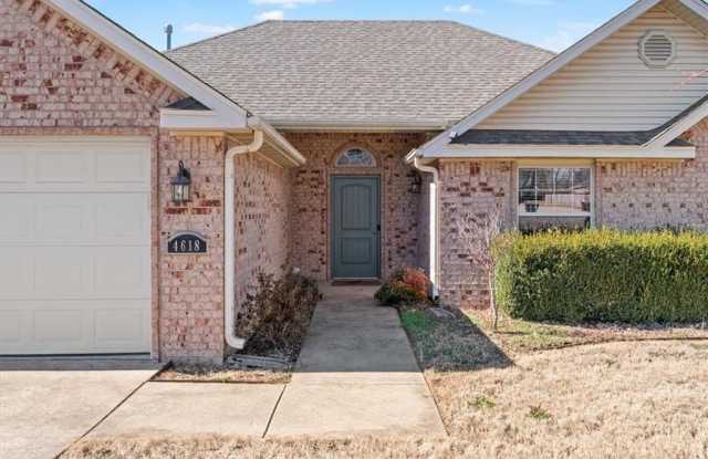 4618 Cory  ST - 4618 Cory Street, Springdale, AR 72762