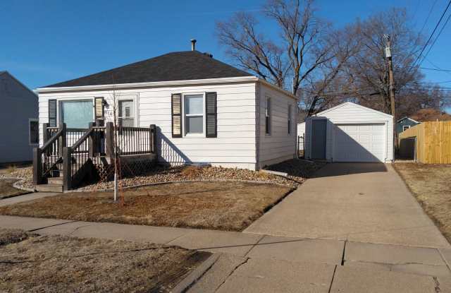 814 East 14th Street - 814 East 14th Street, Fremont, NE 68025