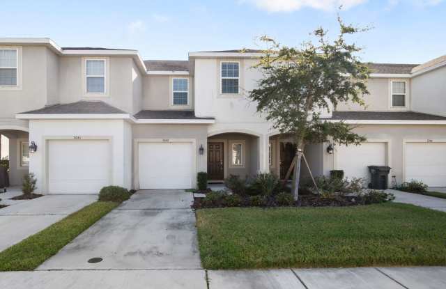 Beautiful 3-Bedroom Townhome in Riverview’s Oak Creek Community photos photos