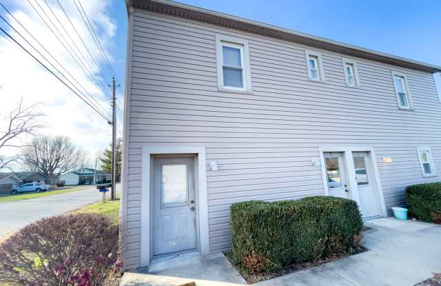 Coming Soon: 9102 W Jackson St. Cozy 1 bed 1 bath in Cammack! Yorktown School District photos photos