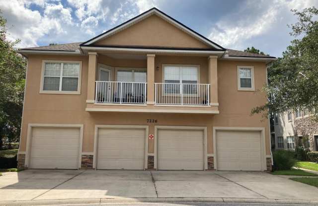 7226 DEERFOOT POINT Circle Gallery 2