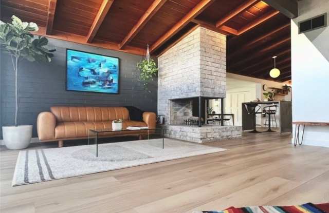 2105 Bonnie Brae Avenue Gallery 1
