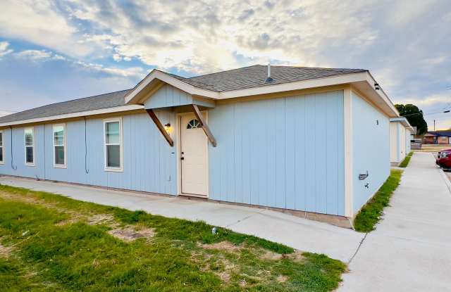 Stylish 3-Bedroom Duplex in Lubbock, TX photos photos