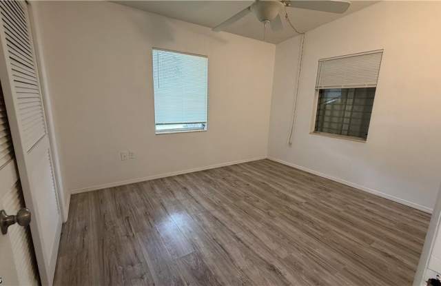 2305 Elkcam Boulevard Gallery 2