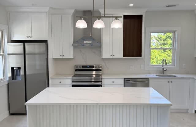 53 Woods Avenue photos photos