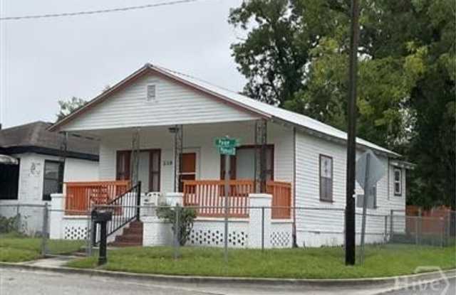 2119 Paige Avenue photos photos