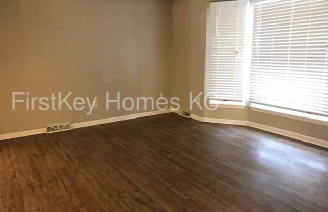 16505 East 28th Place Gallery 2
