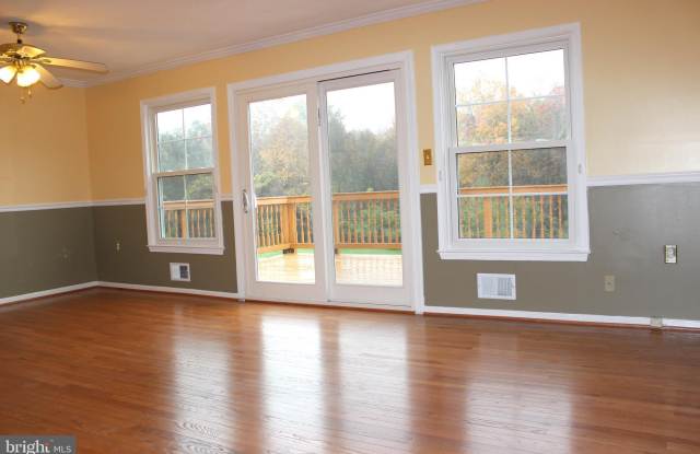 9223 SAND CREEK COURT Gallery 2