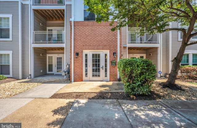 1516 N POINT Drive Gallery 2
