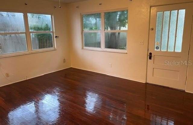2919 DARTMOUTH Avenue N Gallery 2