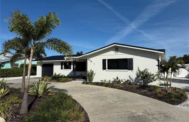 808 25TH AVENUE W photos photos